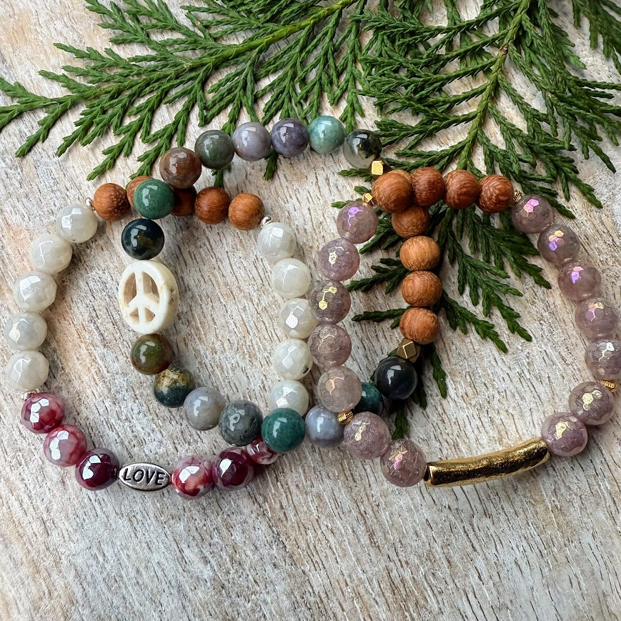 Holiday Peace | Natural Indian Agate & Bayong Wood Diffuser Bracelet